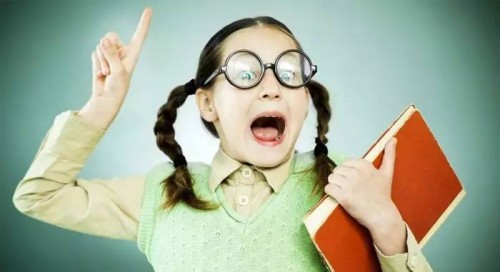 STUPID questions people usually ask in obvious situations.