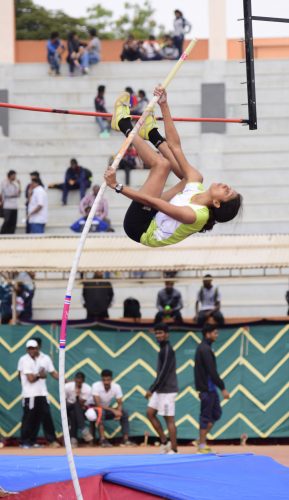 Reshma Raveendran FIRST Wimen Pole Vault MG University .. Johnson (1)