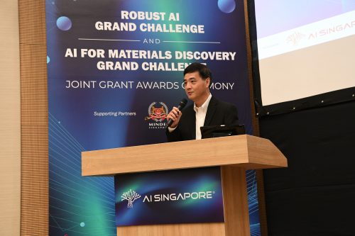 SMS-Heng-giving-a-speech-at-the-