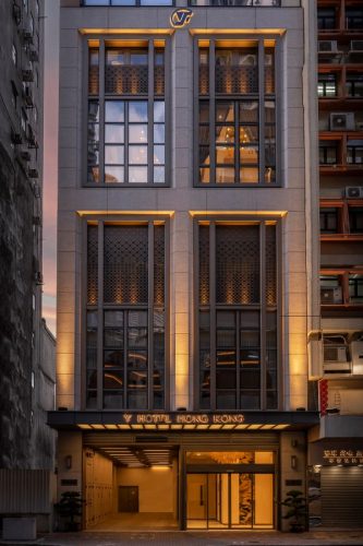 Y-Hotel