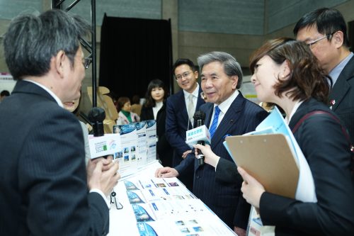 Kumamoto-Governor-Kabashima-s-fr