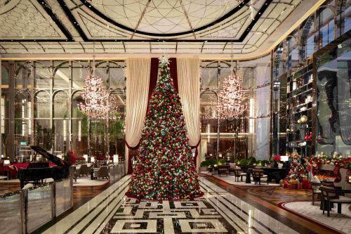 Raffles-Lobby-Xmas