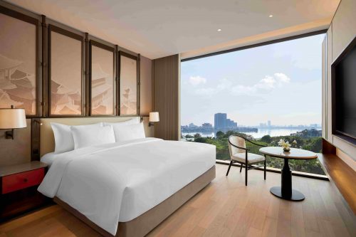 Dusit-Le-Palais-Tu-Hoa-Hanoi-One