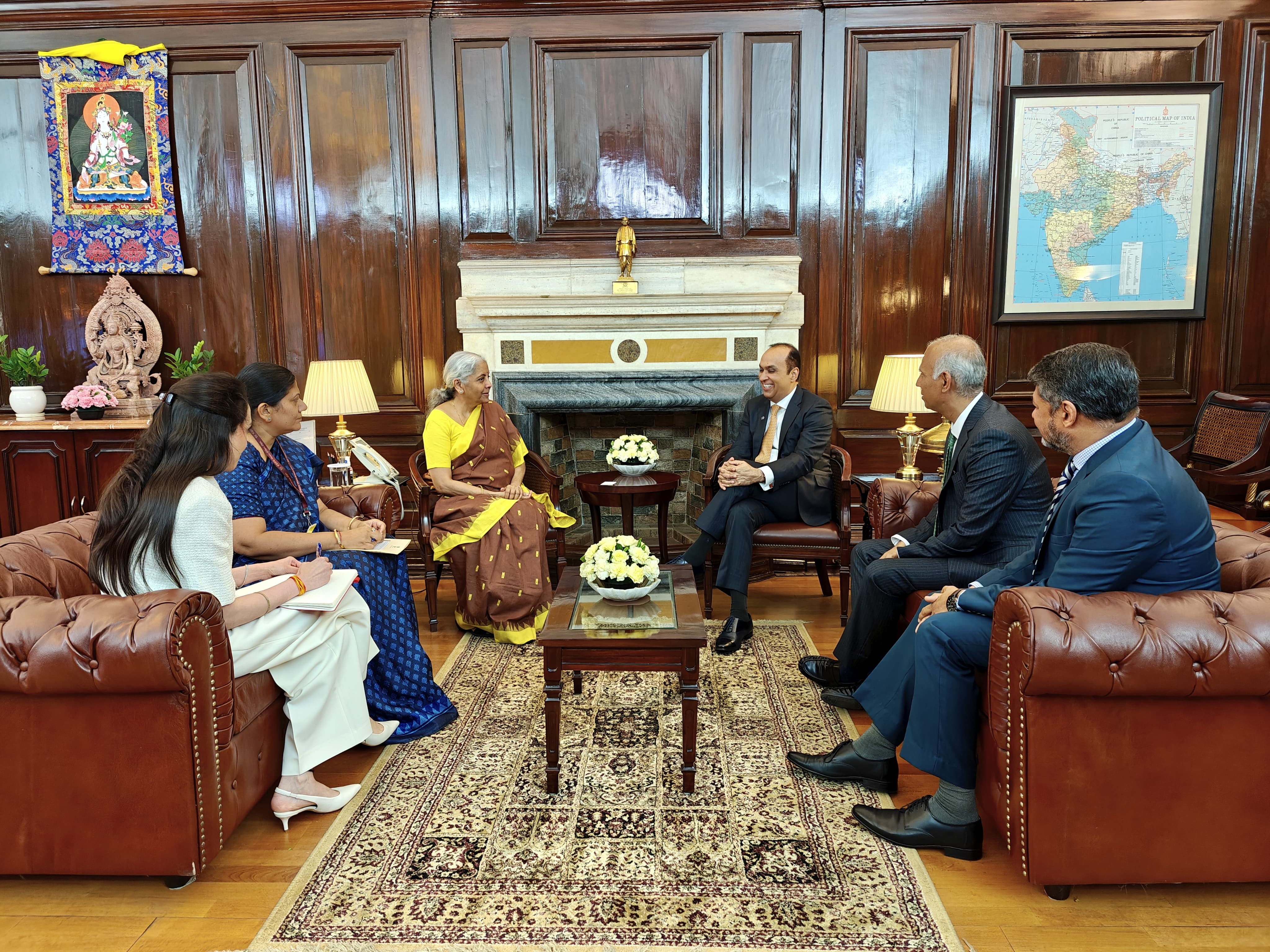 Centre Left: Smt. Nirmala Sitharaman, Union Minister for Finance and Corporate Affairs, Government of India; Centre Right: Anil Wadhwani, Chief Executive Officer, Prudential plc