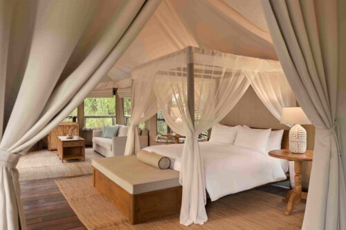 Soft-natural-tones-and-handcraft