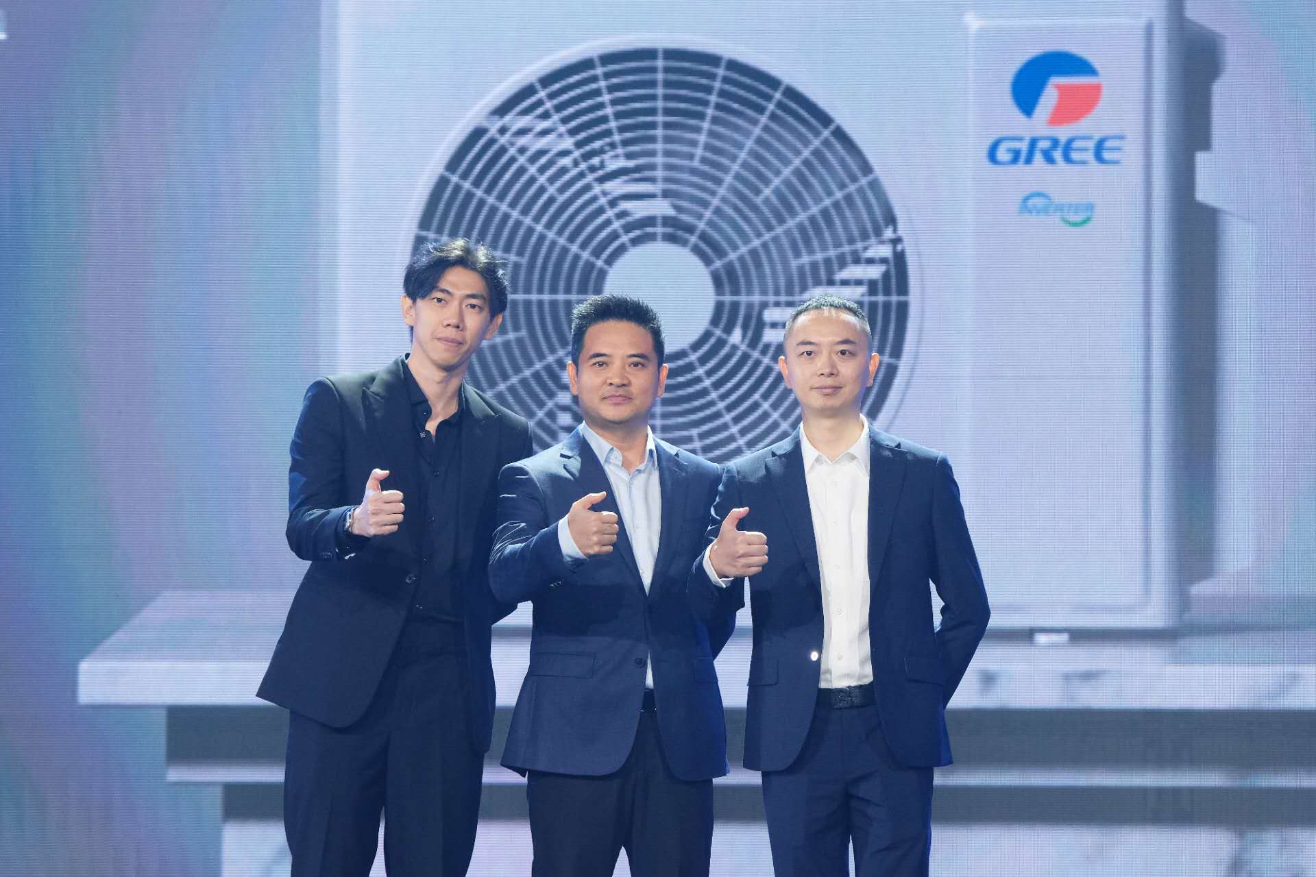 From left to right: Mr Nicky, Vice President of Gree Electric Appliances Indonesia; Mr Jared Yang, President Director of Gree Electric Appliances (Thailand); and Mr Leon Li, General Manager of Gree Airconditioning Singapore.