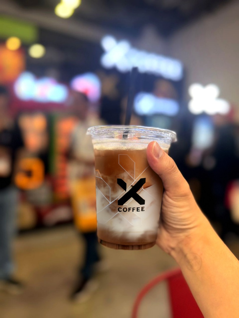 The Signature Iced Latte, brewed in under a minute — now within every Singaporean's reach, anytime.