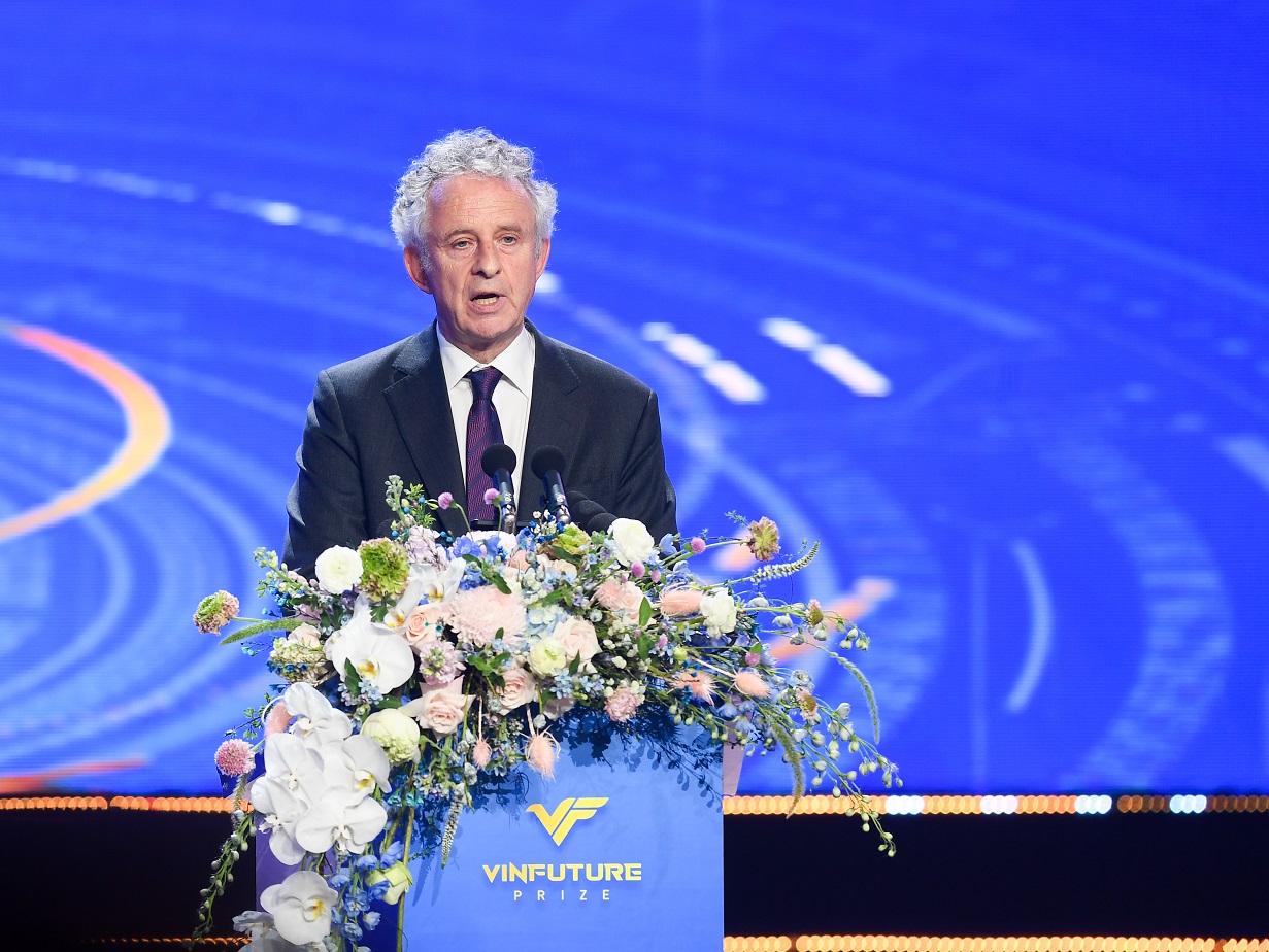 The Chair of the VinFuture Prize Council observed that the VinFuture Prize embodies a spirit of optimism, inspiring and encouraging endeavors that contribute to a better world. Photo: VFP.