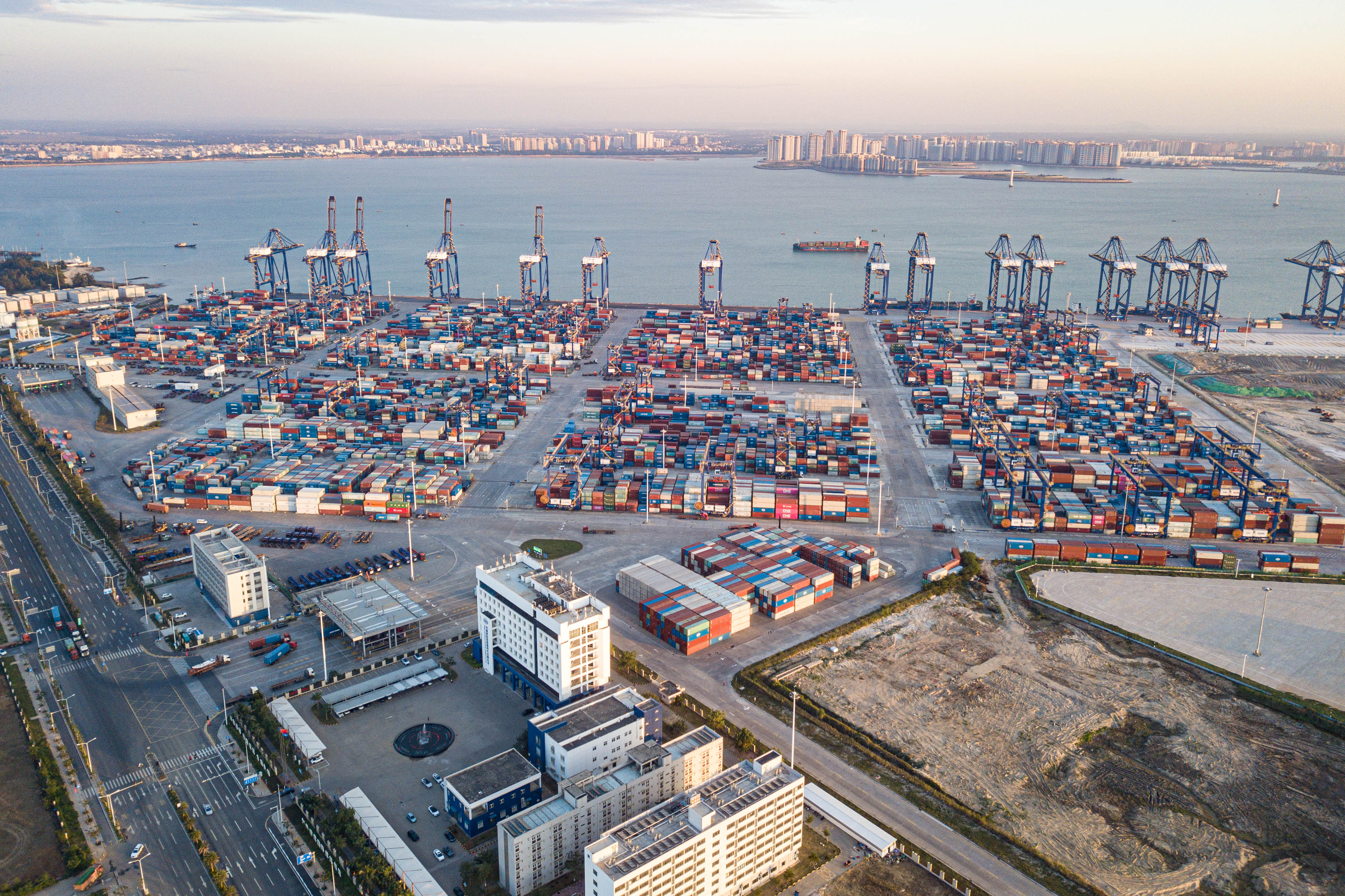 An aerial drone photo taken on Nov. 21, 2025 shows a view of the Yangpu International Container Port in Yangpu Economic Development Zone, south China's Hainan Province. (Xinhua/Pu Xiaoxu)