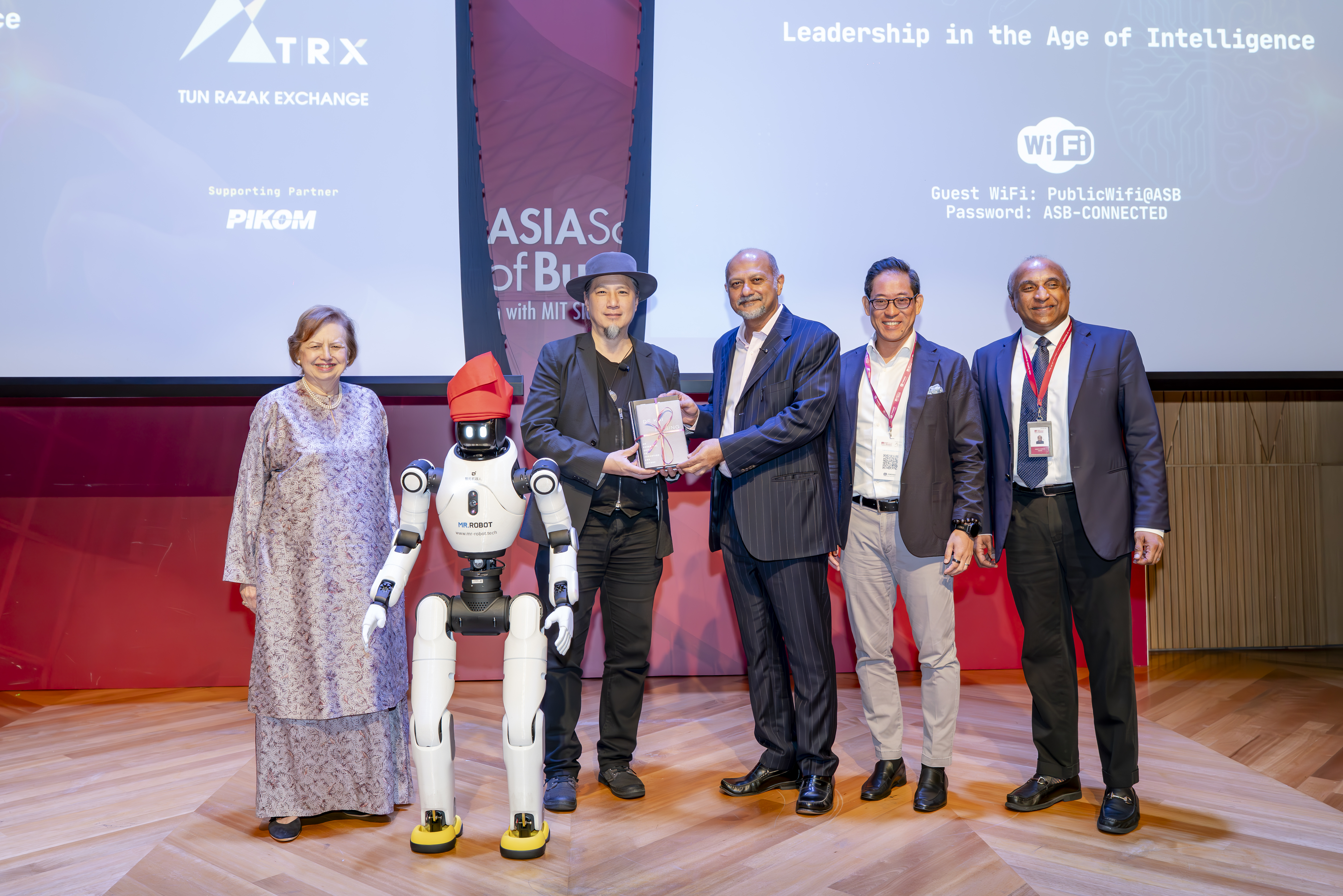 [L-R] Tan Sri Dr Zeti Akhtar Azi, former Bank Negara Malaysia governor; Professor De Kai, author of "Raising AI" and pioneer of AI and language technologies; YB Gobind Singh Deo, Minister of Digital Malaysia, Brian A. Wong, former Alibaba executive and entrepreneur; Prof. Joe Cherian, CEO, President, Dean and Distinguished Professor of the Asia School of Business.