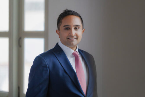 Neelay-LinkedIn-Photo-1
