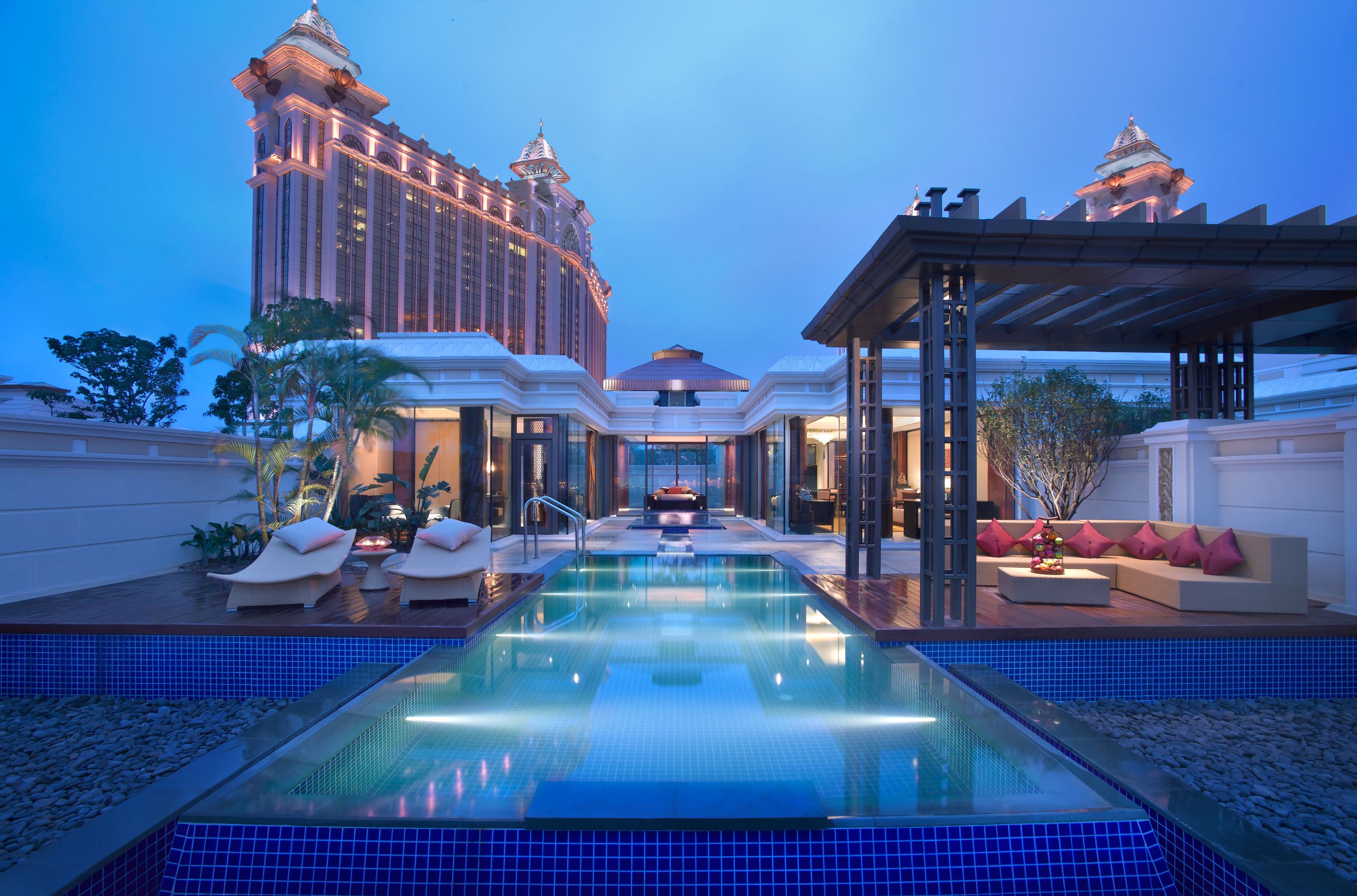 Banyan Tree Macau is home to refined Thai luxury at Galaxy Macau for more than a decade.