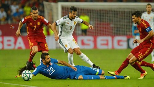 spain-vs-czechia-why-luis-de-la-fuente-is-leaving-out-cubars-esp-and-resting-a-barcelona-defender-1791053935