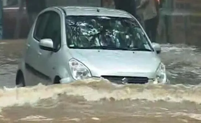 chennai-floods_650x400_41448609014