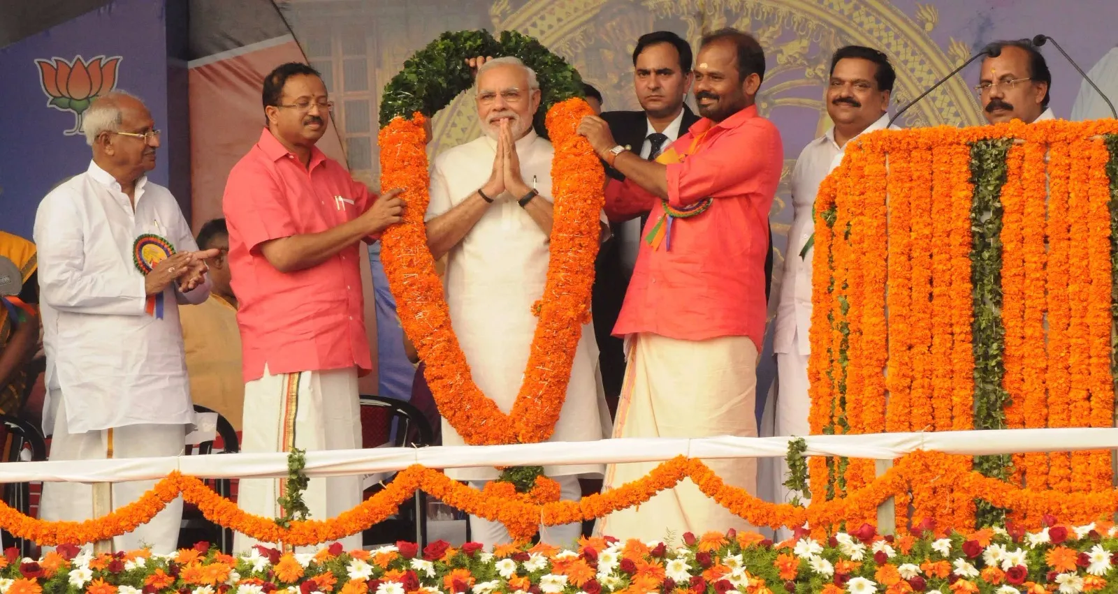 f70bb309-5672-48b1-aa79-db650272a748