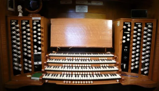 organ console