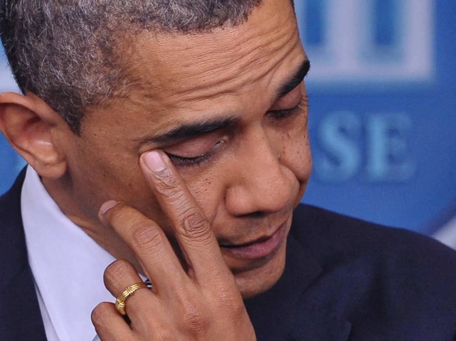 14-obama-crying.w750.h560.2x