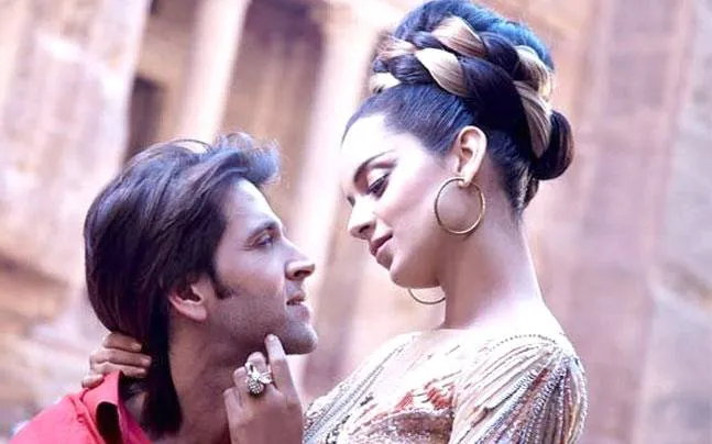 Hrithik Roshan Denies Having Affair With Kangana Ranaut