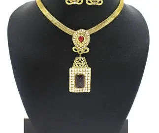 Zaveri Pearls Red Zinc Pendant Set