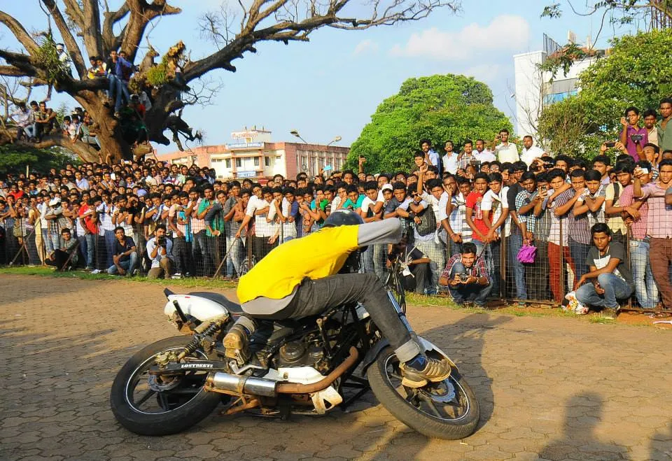 bike stunt 0