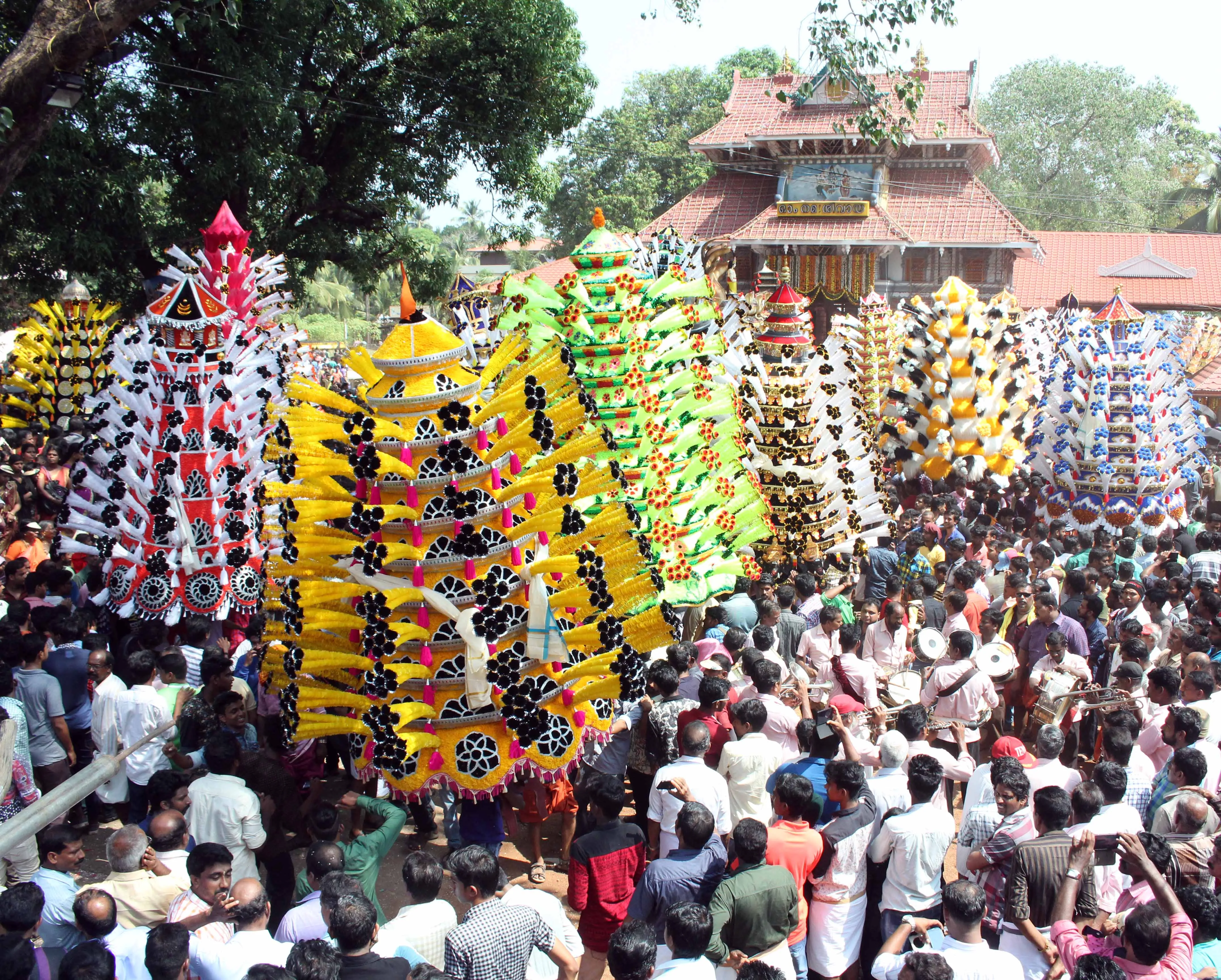 kavadiyattam10