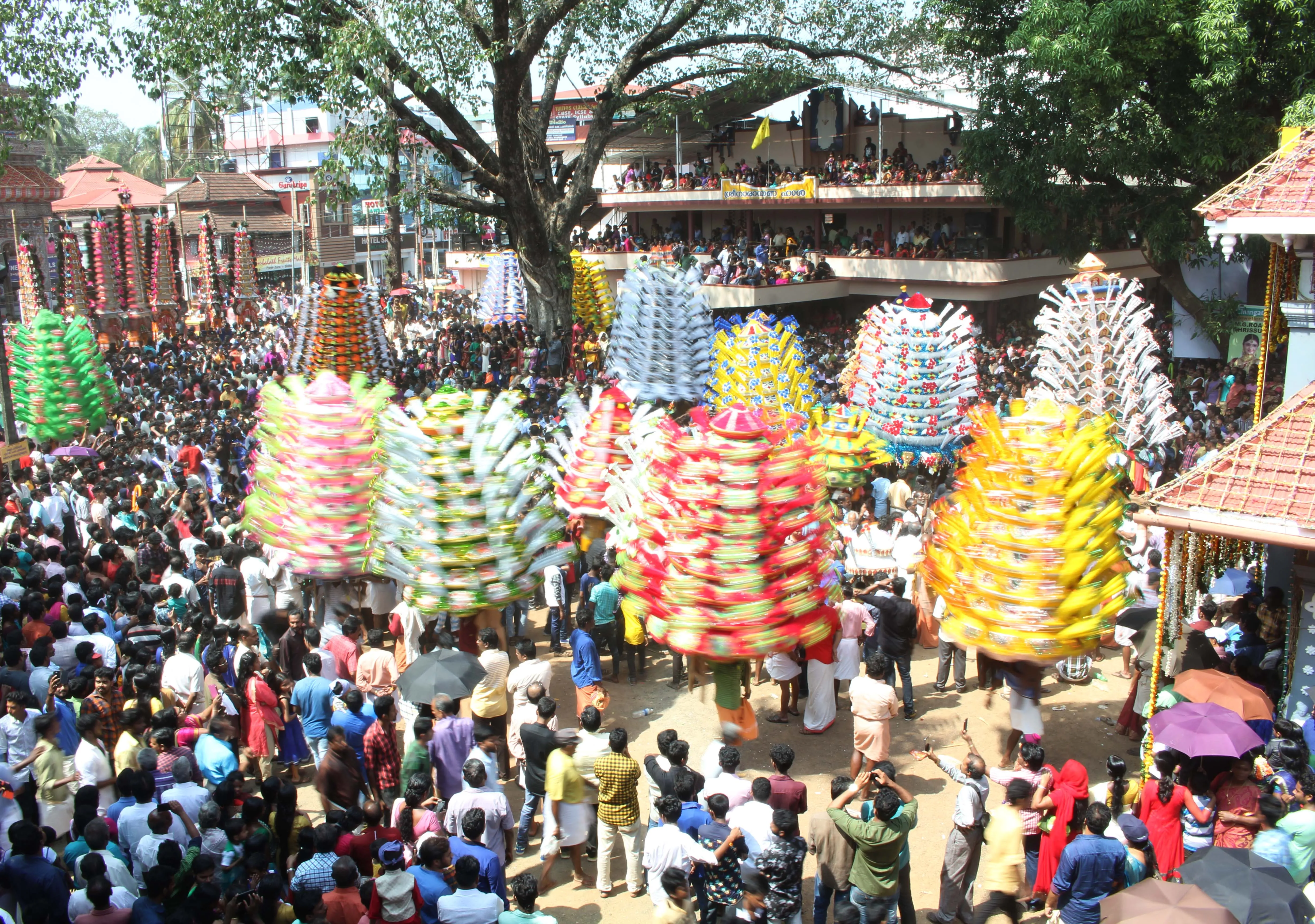 kavadiyattam13