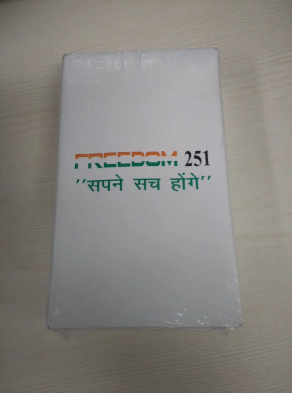Freedom 251 3