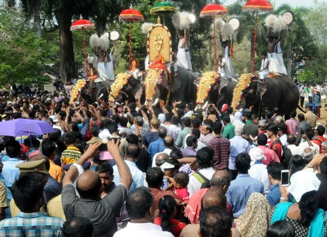 LALOOR POORAM