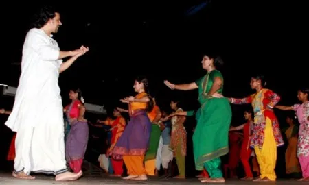 Bharatha Nattyam Silppasala Navaneetham Cltcher Trast