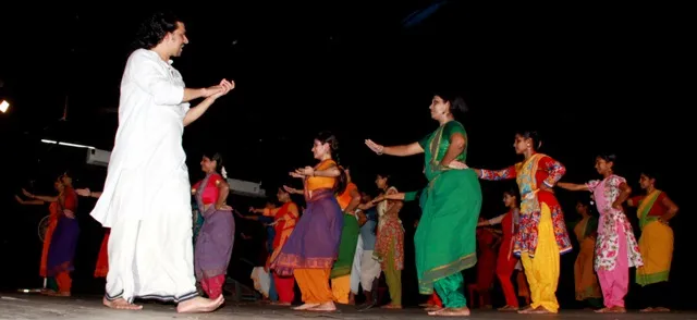 Bharatha Nattyam Silppasala Navaneetham Cltcher Trast