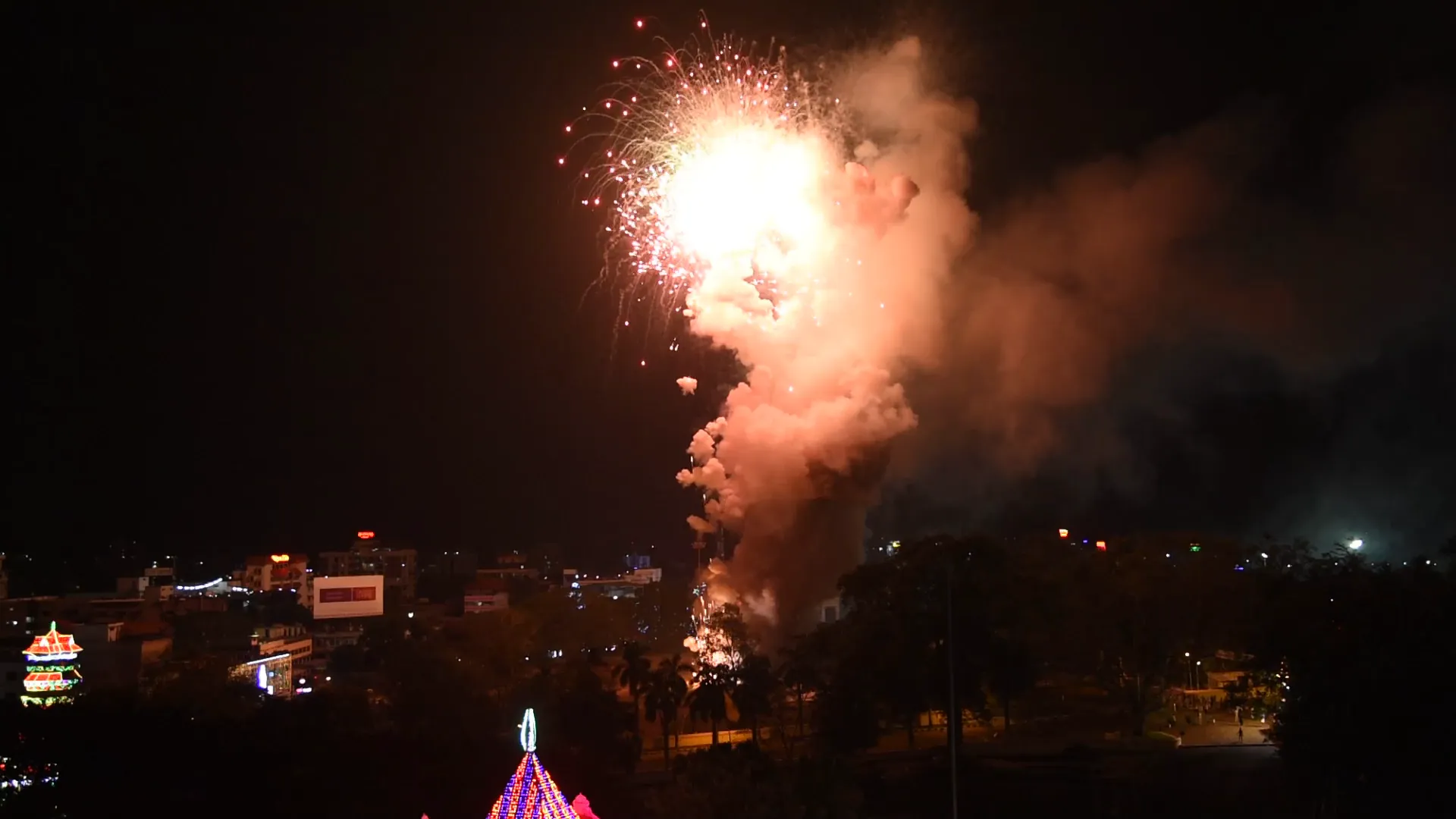 sample fireworks (2)