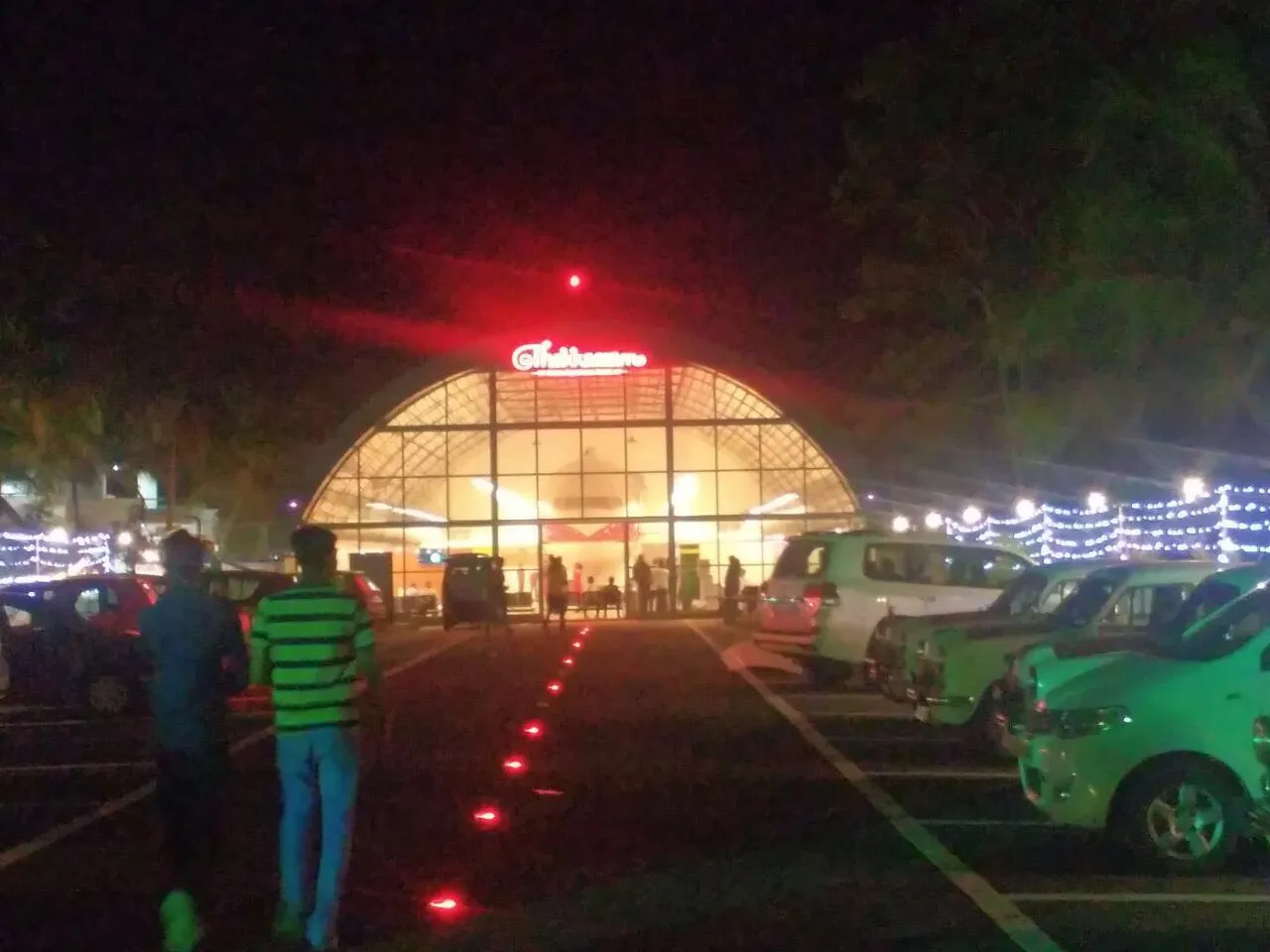 flight-restaurant-in-kerala-kazhakootam-2