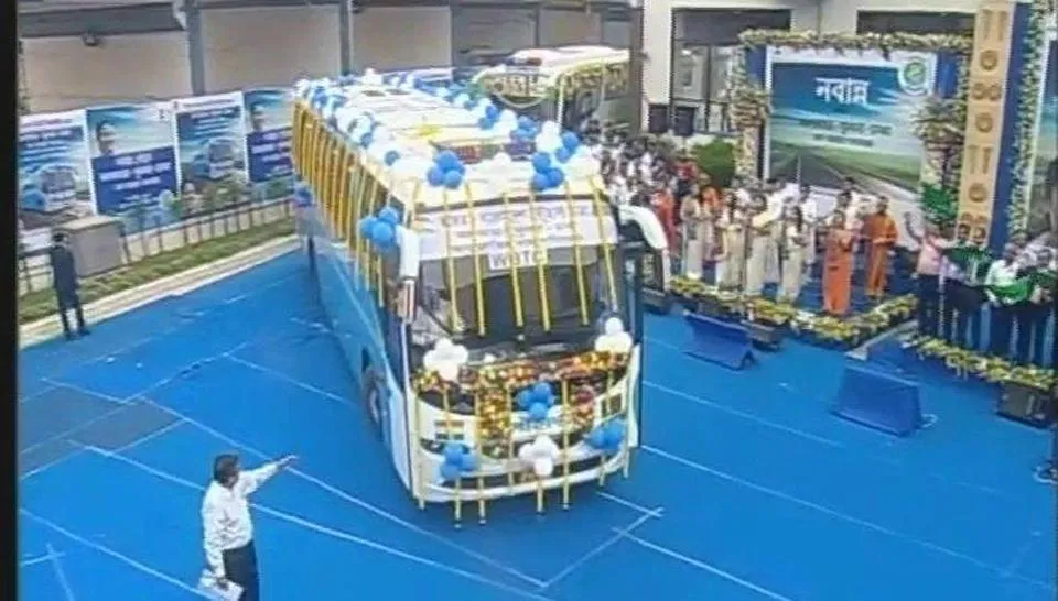 Kolkata- Khulna-Dhaka bus