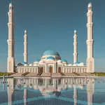 Nur_Sultan_Mosque