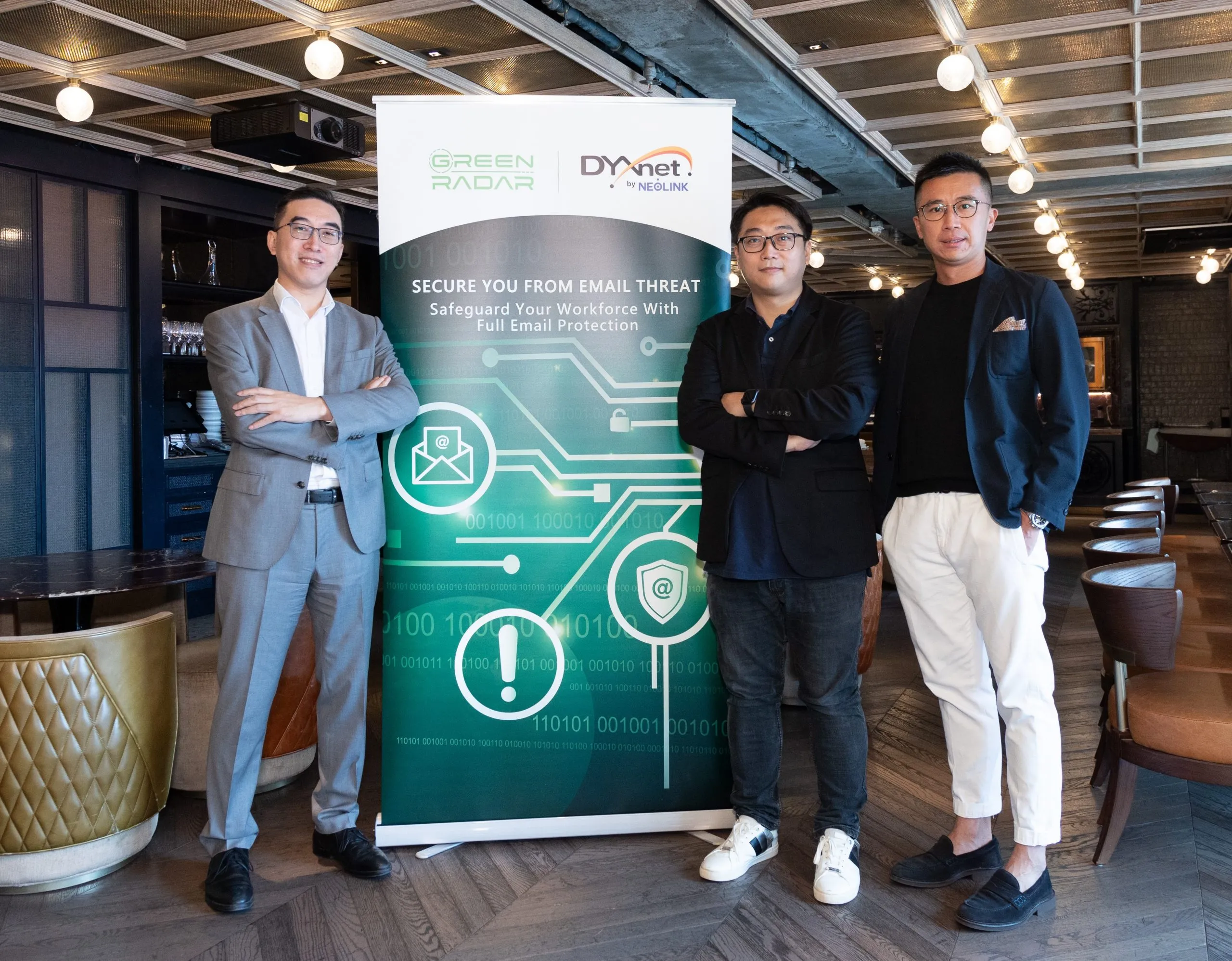 DYXnet-photo