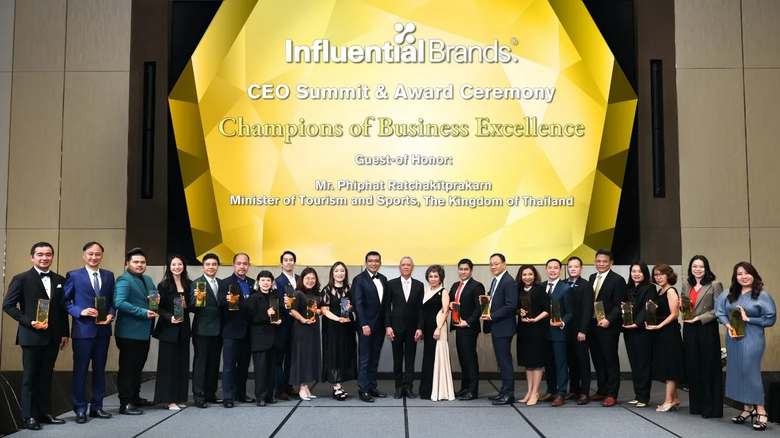 Guest-of-Honour-H-E-Mr-Phiphat-R