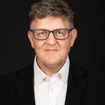 Eliot Forster Teresa Walton Headshot