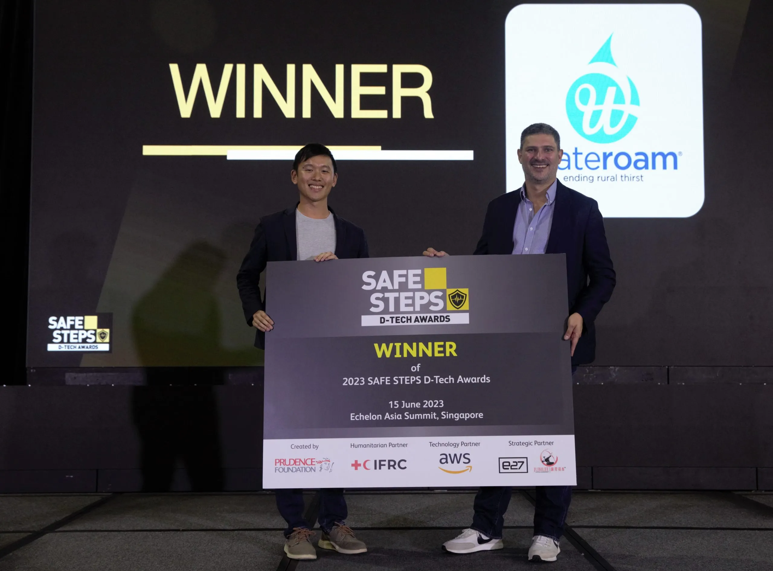 Photo-2-SAFE-STEPS-D-Tech-Awards