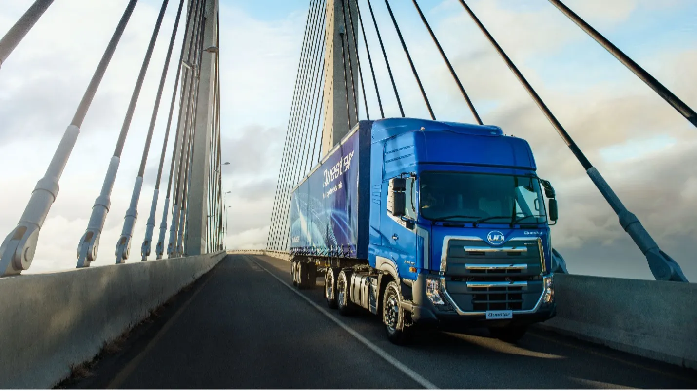 UD-Trucks-Quester
