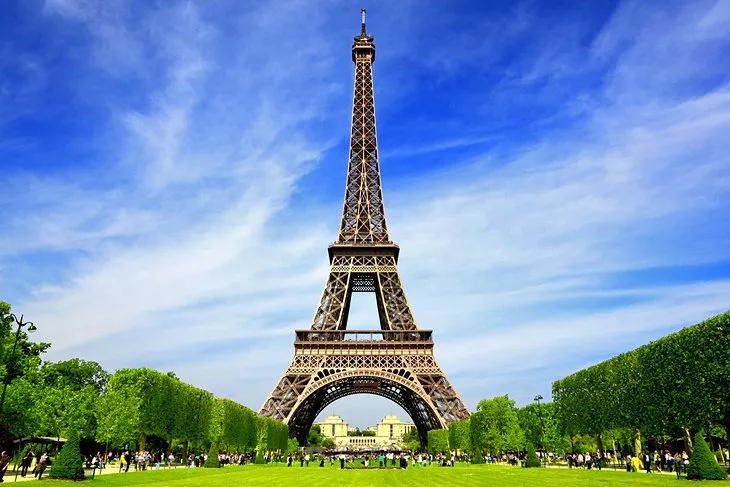 Attractions To Visit In Paris