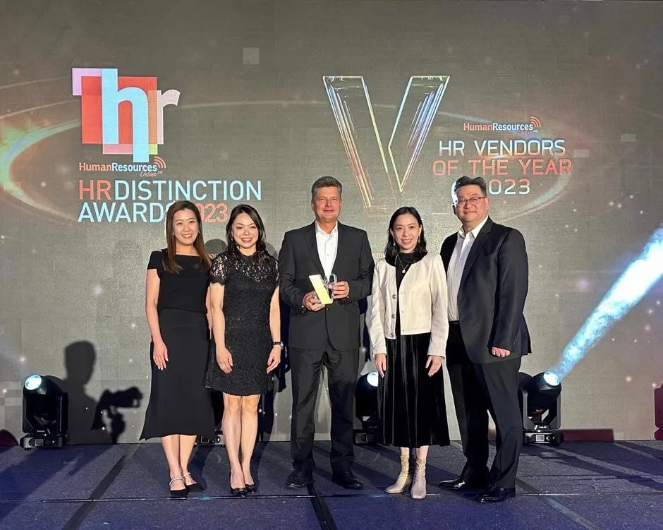 HRVOTY2023-Crown-World-Mobility-