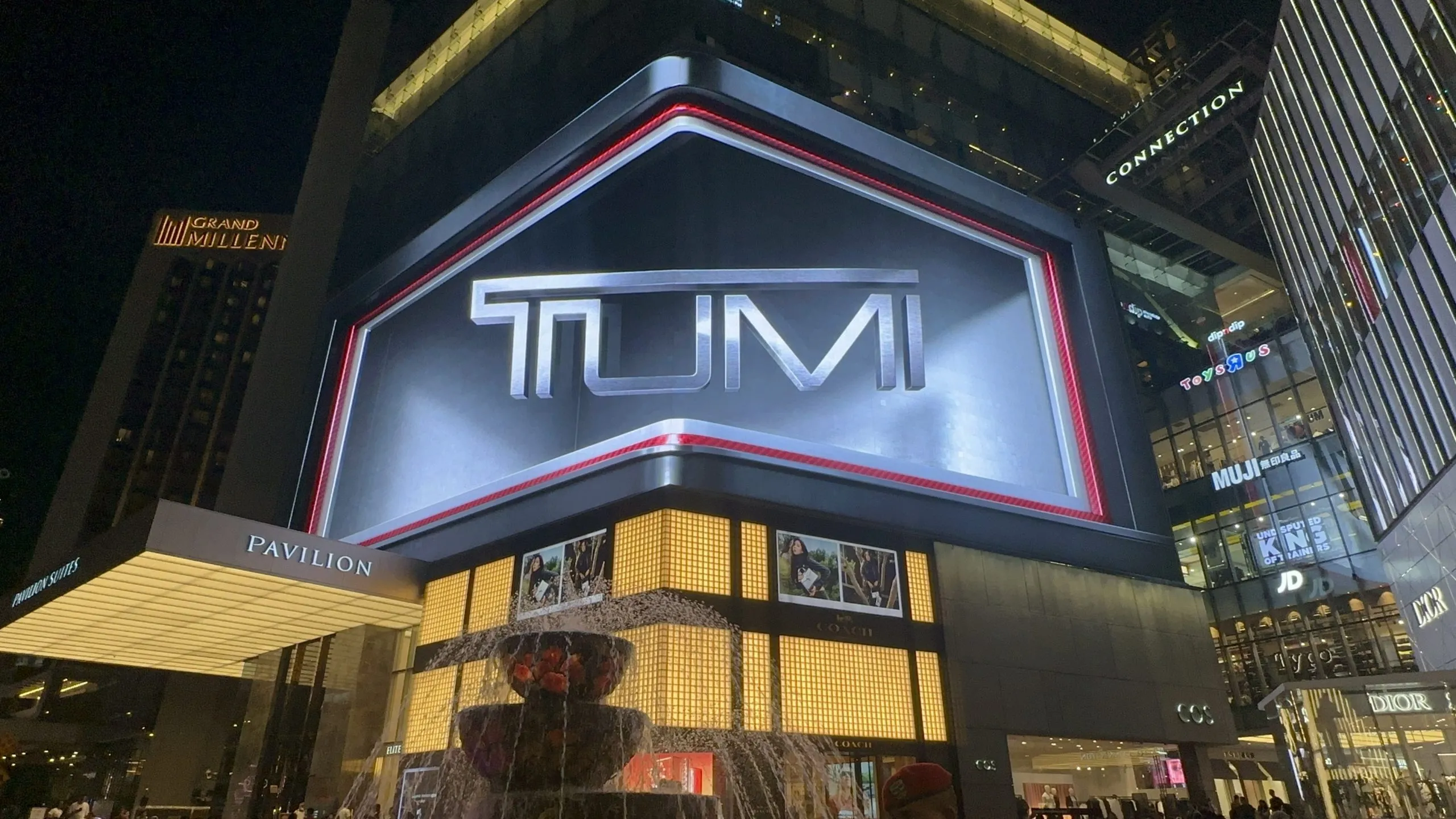 TUMI 001 Scaled
