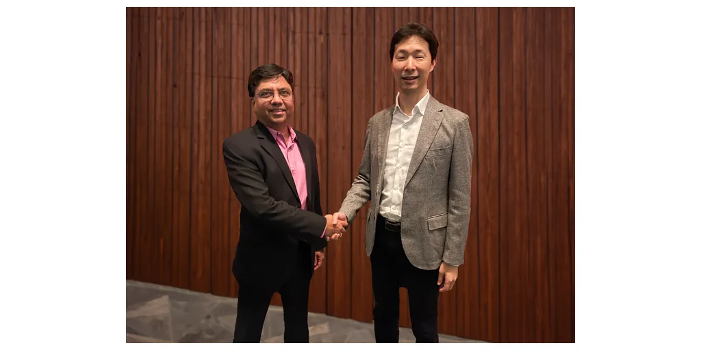 Transphorm_CEO_and_Renesas_CEO-1