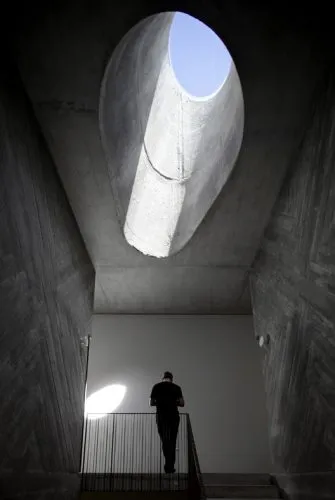 Architectural Illumination Insights