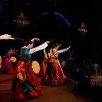 Korean_Performance_by-1
