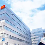 The_headquarter_building_of_Jiuxian_com-1