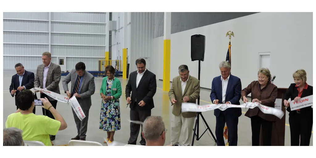 Ribbon_Cutting_Expansion
