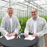 Peter_Poortinga_28CEO_Solynta29_and_Frank_Terhorst_28Bayer29-1
