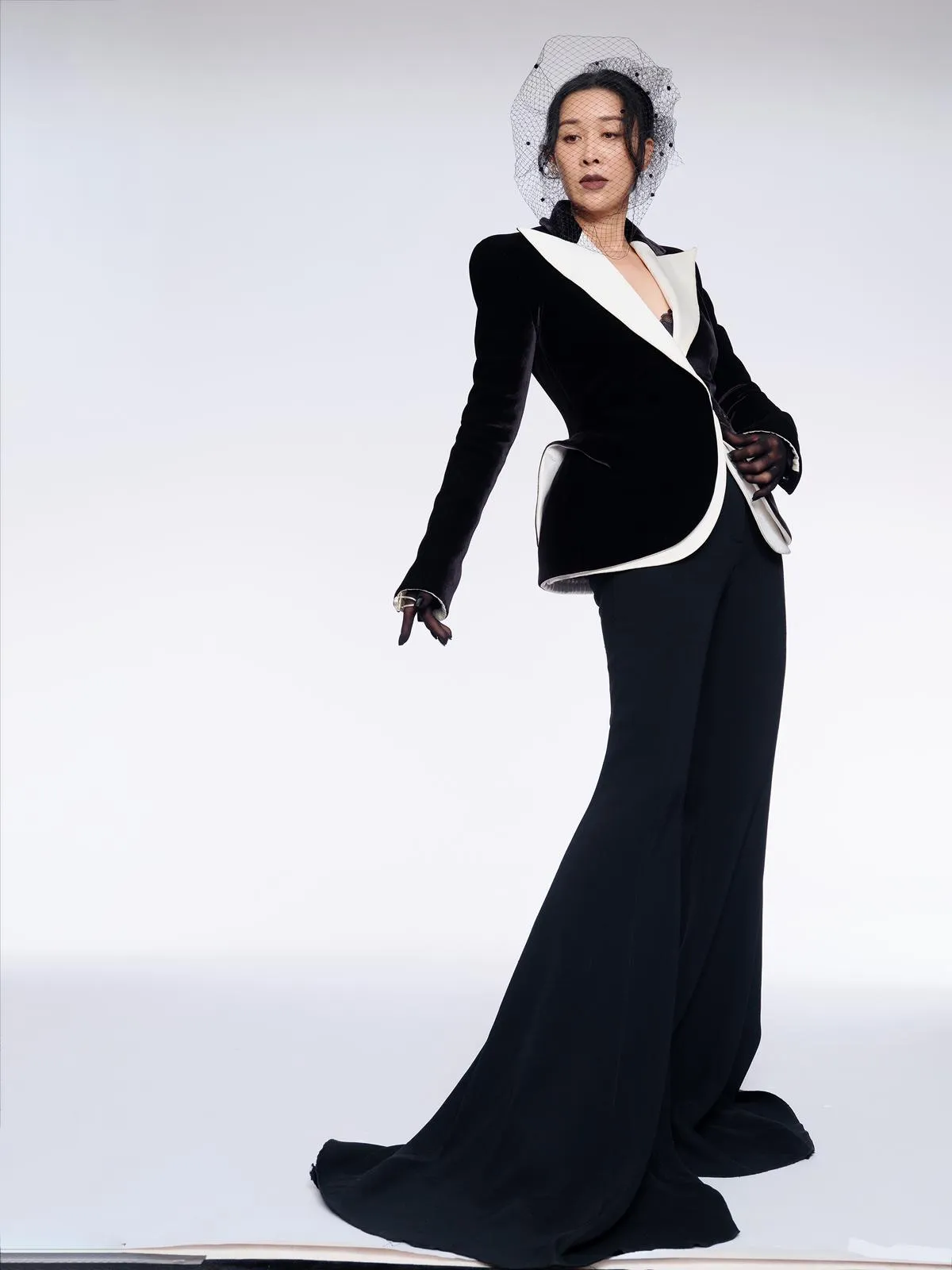 Melco-Style-Presents-Na-Ying-in-