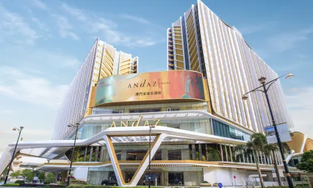 1 Andaz Exterior Shot